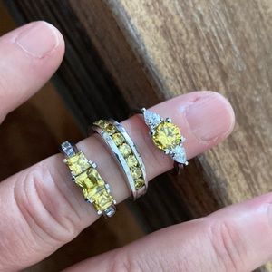 Yellow CZ’s 4 Pieces